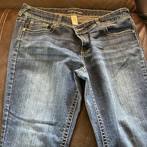 Good condition size 20 long jeans